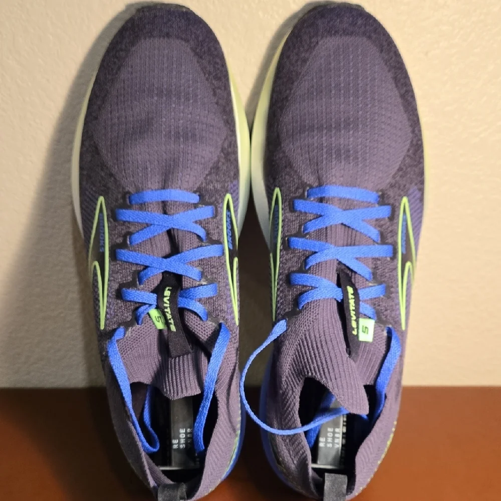 Brooks Men's Levitate Stealth Fit Size 12 Athletic Shoes - Picture 8 of 10